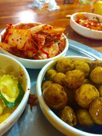 Hodori Korean & Japanese Restaurant